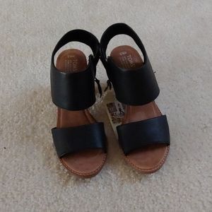 Toms Black Majorca Sandals